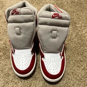Jordan 1 High Varsity Red